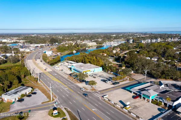 Melbourne, FL 32935,690 Thomas Barbour DR