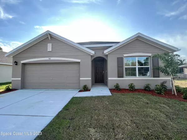 Palm Bay, FL 32909,942 Colonial AVE SE