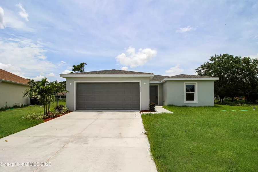 590 Estes AVE SW, Palm Bay, FL 32908