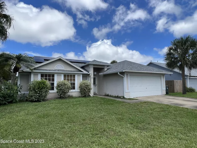 804 Topaz DR, Rockledge, FL 32955