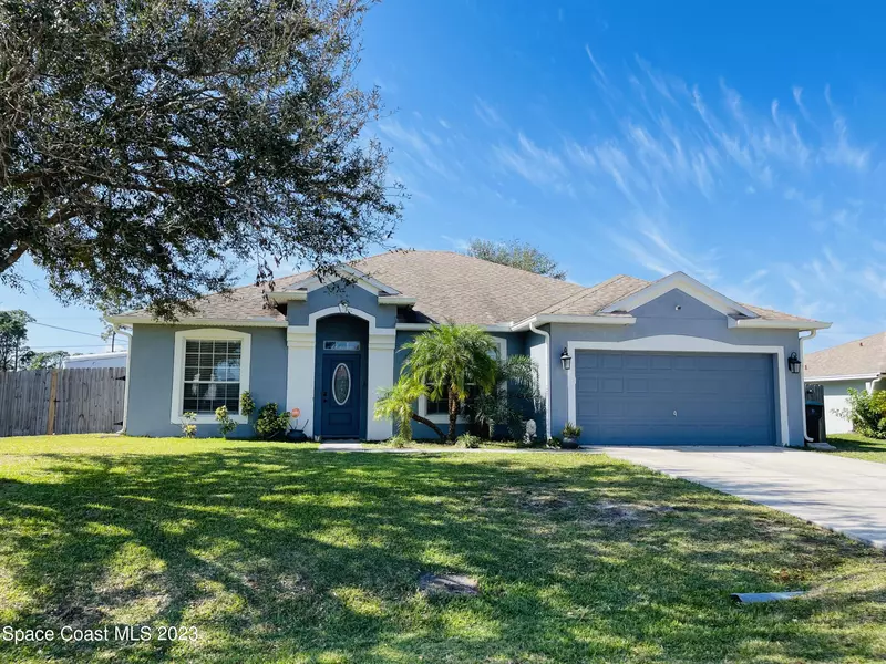 430 Charlotta AVE SE, Palm Bay, FL 32909