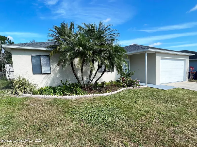 2123 Ramsdale DR SE, Palm Bay, FL 32909