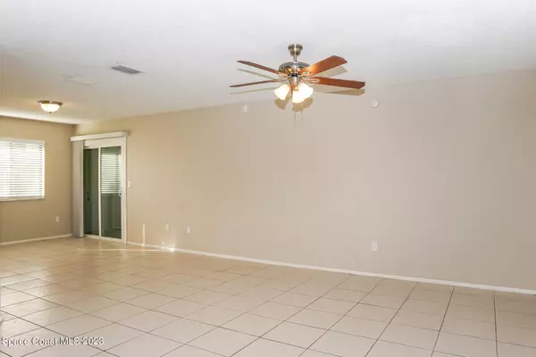 Palm Bay, FL 32909,2140 Rockabye AVE SE