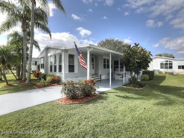 Micco, FL 32976,7648 Kyak CT #16