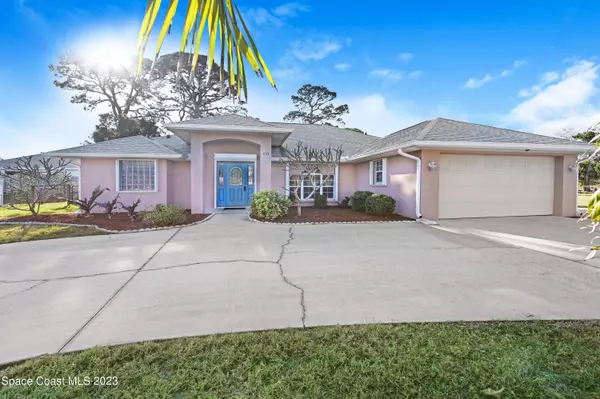 1135 Newfound Harbor DR, Merritt Island, FL 32952