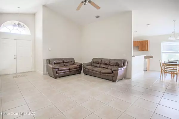 Rockledge, FL 32955,843 Belhurst LN