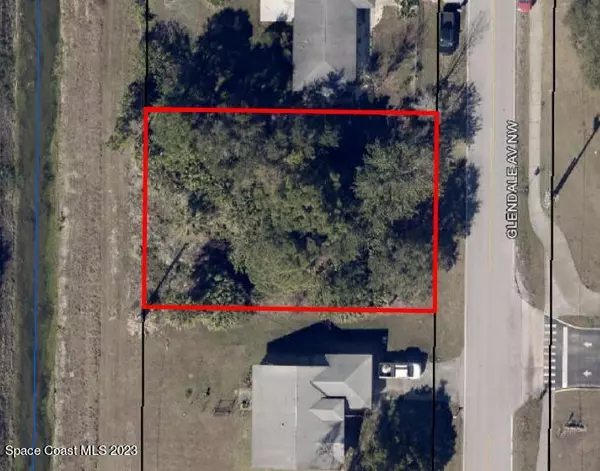 1306 Glendale AVE NW, Palm Bay, FL 32907