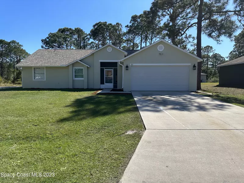 402 Harrisburg ST SW, Palm Bay, FL 32908