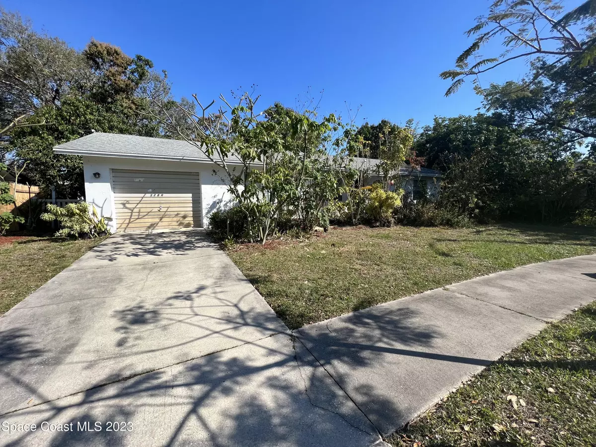 Melbourne, FL 32935,1286 Circlewood DR