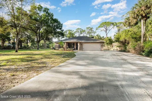 Mims, FL 32754,5010 Panther LN