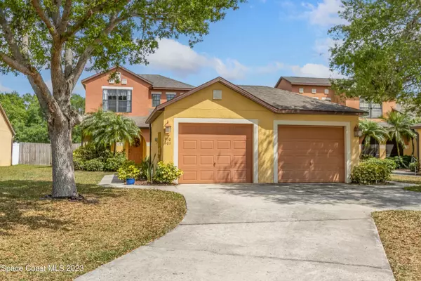 Melbourne, FL 32901,910 Luminary CIR #101