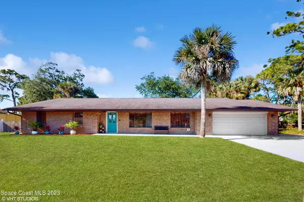 867 Huntington ST NE, Palm Bay, FL 32907