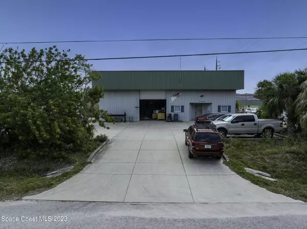 Merritt Island, FL 32952,150 Imperial ST