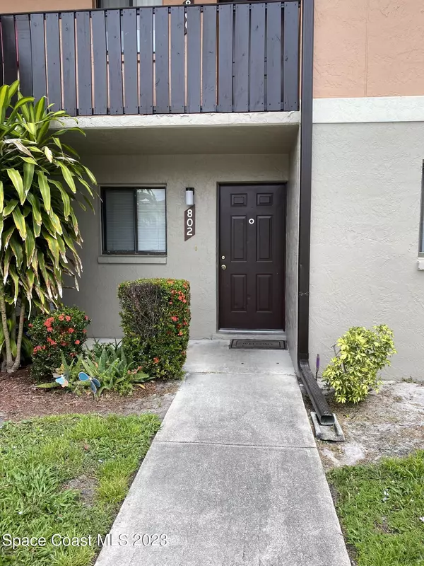 1702 University LN #802, Cocoa, FL 32922