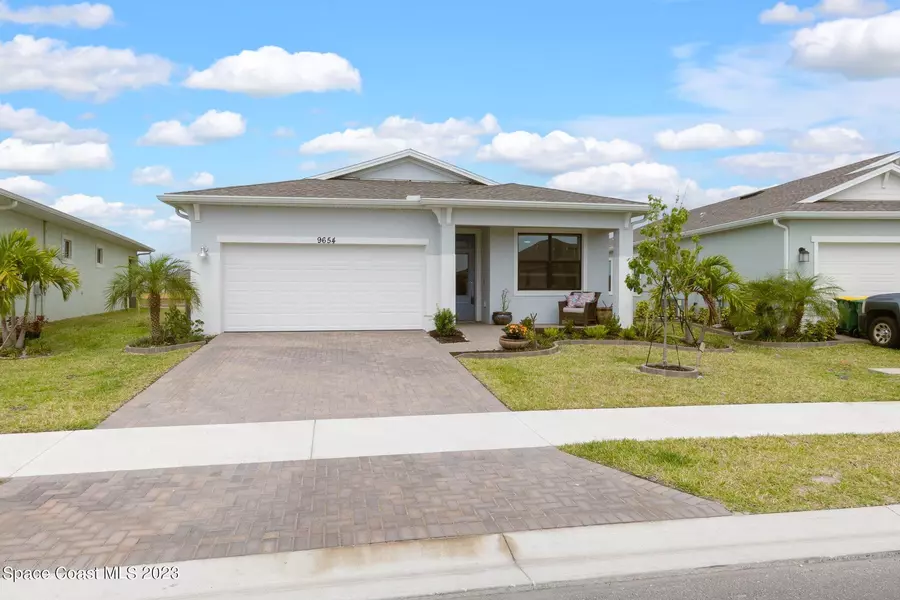 9654 Alister DR, Melbourne, FL 32940