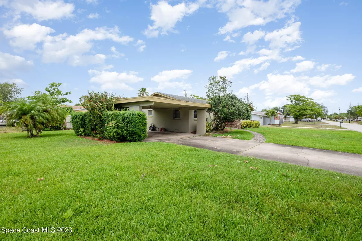 Rockledge, FL 32955,970 Miracle WAY