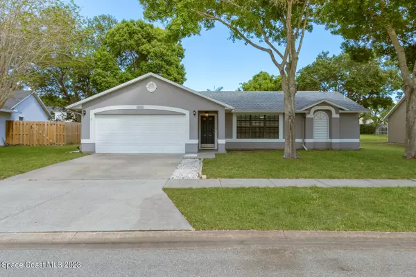 4585 Sweet Bay AVE, Melbourne, FL 32935