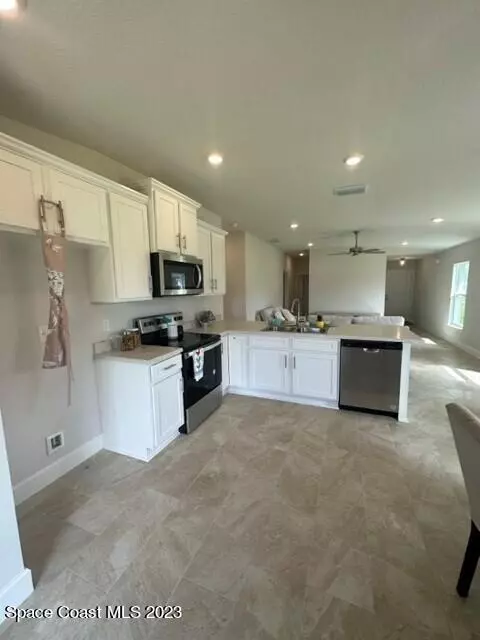 Palm Bay, FL 32909,1280 SE Canfield CIR SE