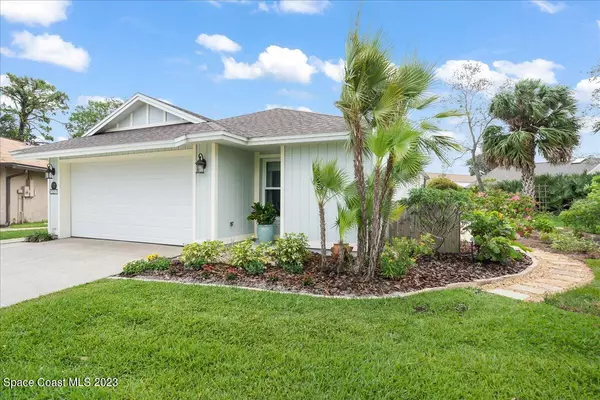 Melbourne, FL 32940,527 Oak Mont PL