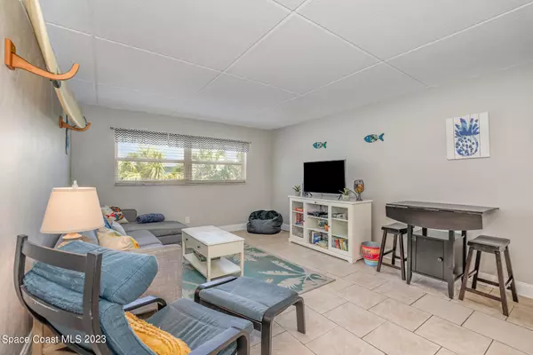 Cocoa Beach, FL 32931,280 Hayes AVE #12