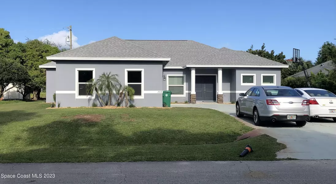 2318 SE Maniton, Port St Lucie, FL 34952