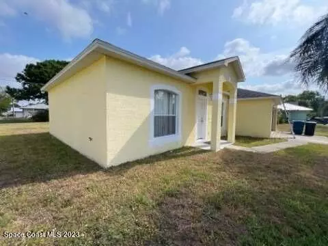 Palm Bay, FL 32907,421 Almansa ST NE