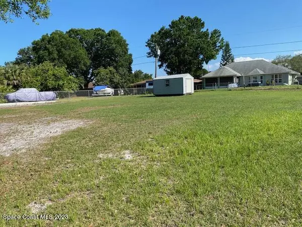 1492 Agnes AVE SE, Palm Bay, FL 32909