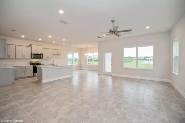 Palm Bay, FL 32909,1104 Canfield CIR SE