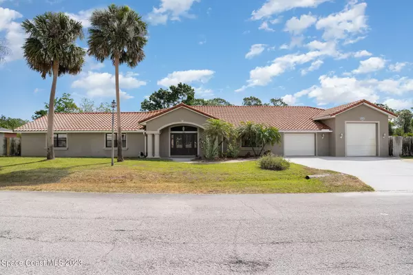 1351 Paragon RD SE, Palm Bay, FL 32909