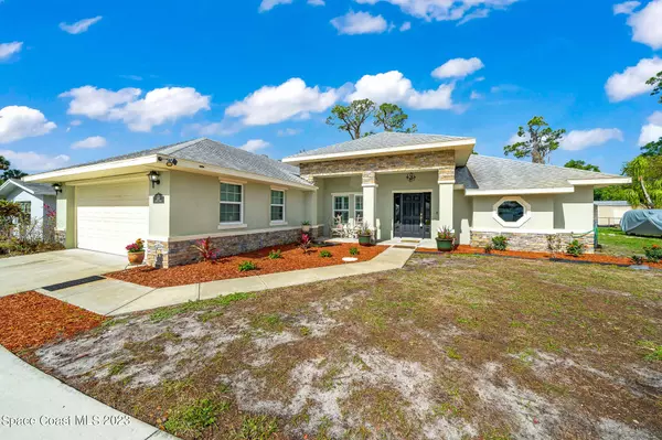 569 Conifer ST, Melbourne, FL 32904