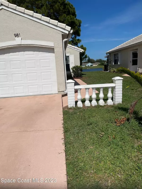 Palm Bay, FL 32905,981 Wateroak DR NE