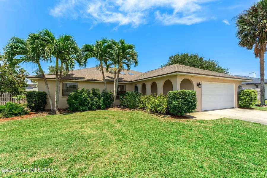 206 Fir AVE, Melbourne Beach, FL 32951