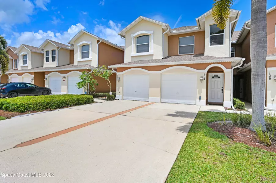 1050 Venetian DR #204, Melbourne, FL 32904