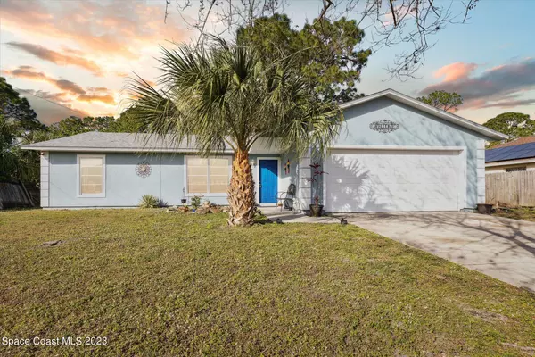 1889 Hazelton ST NW, Palm Bay, FL 32907