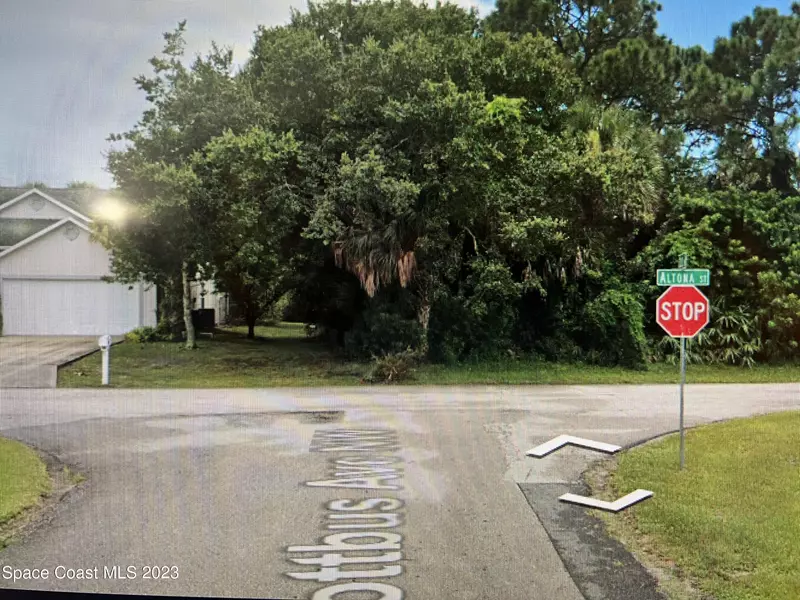 826 Altona ST NW, Palm Bay, FL 32907