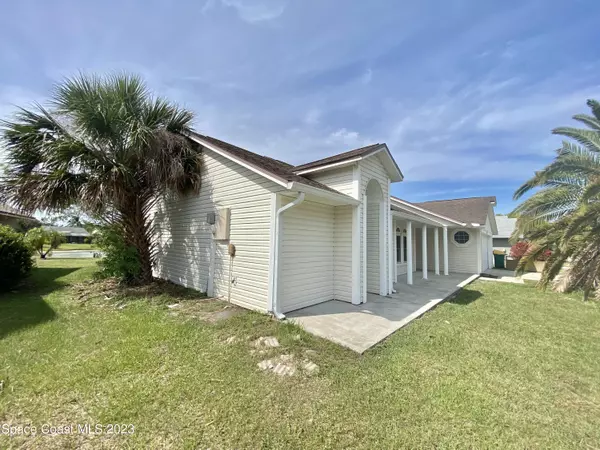 Melbourne, FL 32901,3662 Heron DR