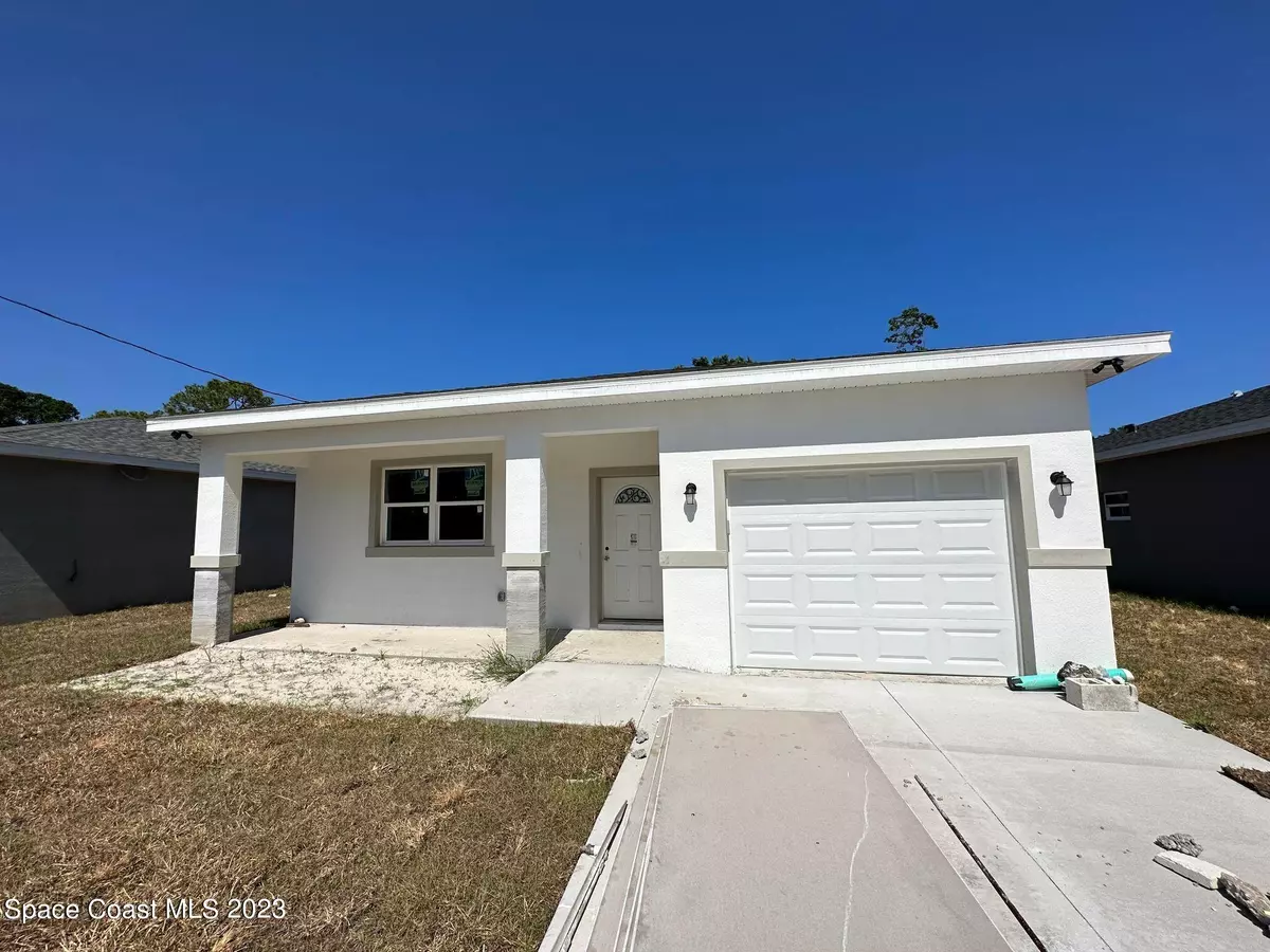 Rockledge, FL 32955,1104 Howard ST