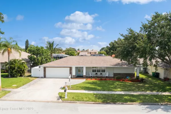 236 Via De La Reina,  Merritt Island,  FL 32953