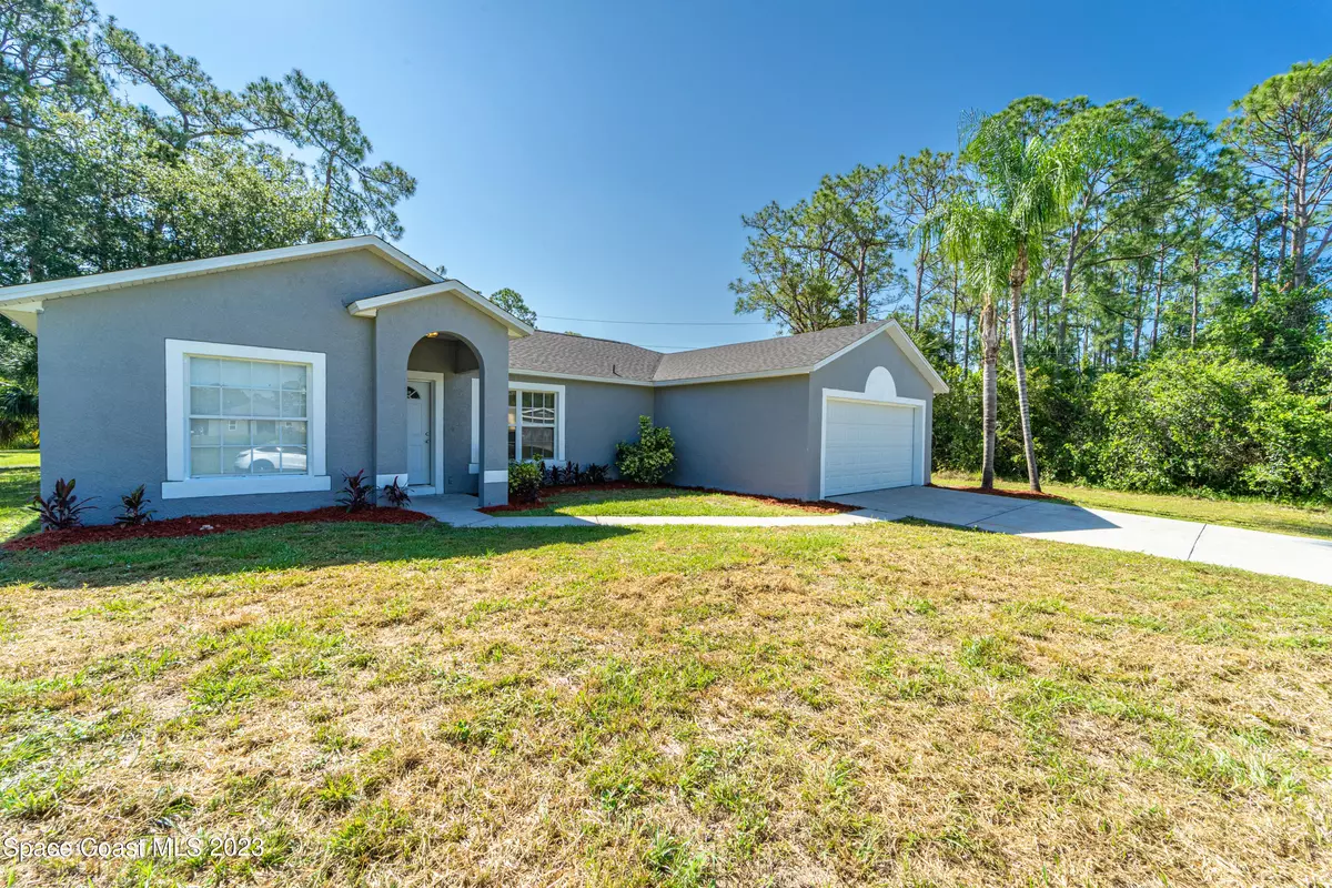 Palm Bay, FL 32908,215 Trilby RD SW