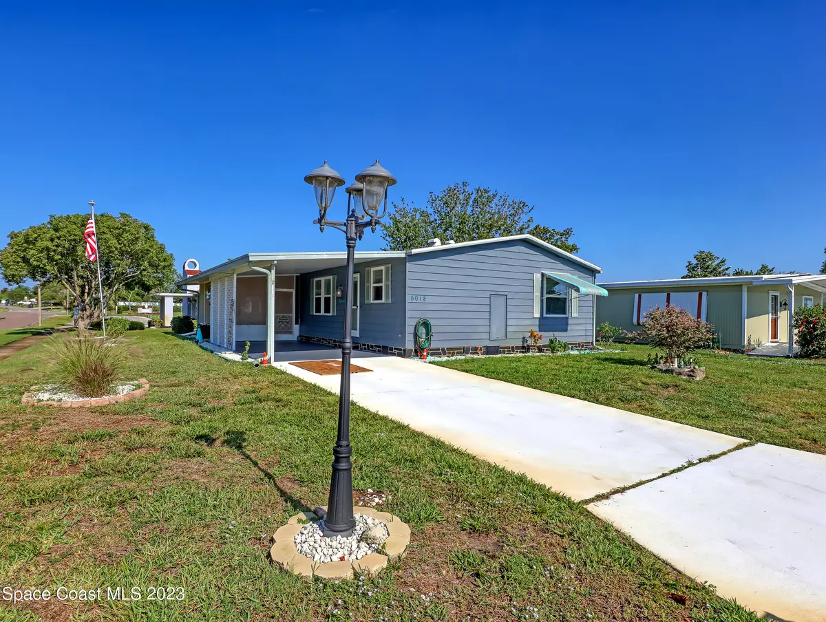 Titusville, FL 32780,5018 Santa Anna AVE