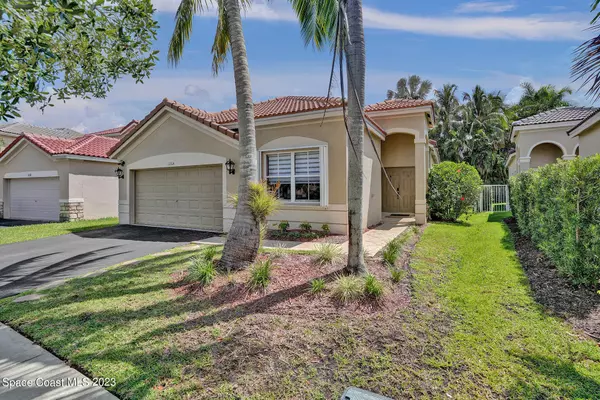 1264 Chinaberry DR, Davie, FL 33314