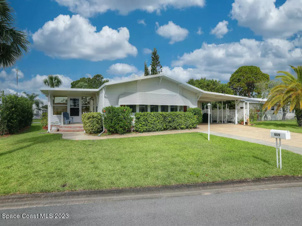 Barefoot Bay, FL 32976,609 Bougainvillea CIR