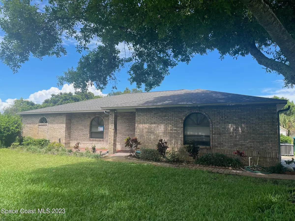 Grant, FL 32949,6685 Whispering Pines LN