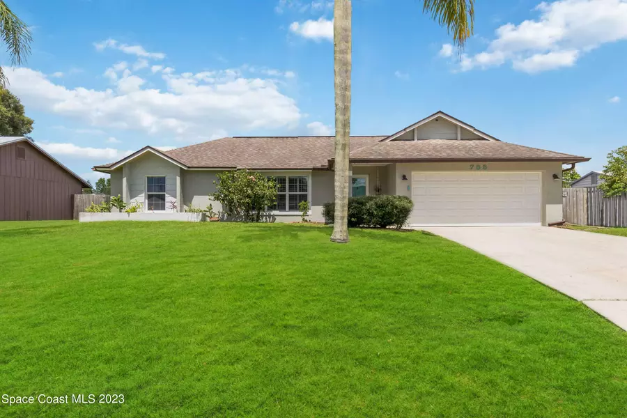 783 Cottbus AVE NW, Palm Bay, FL 32907