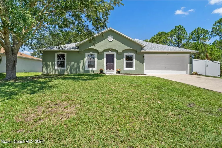 3251 Warsaw AVE SE, Palm Bay, FL 32909