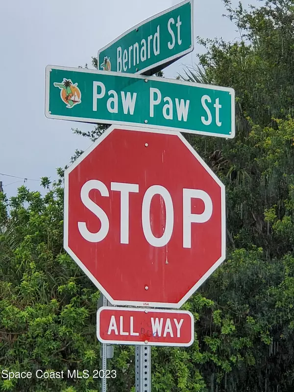 Cocoa, FL 32922,610 Paw Paw ST