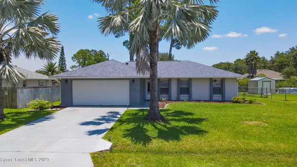 1053 Heath AVE NW, Palm Bay, FL 32907