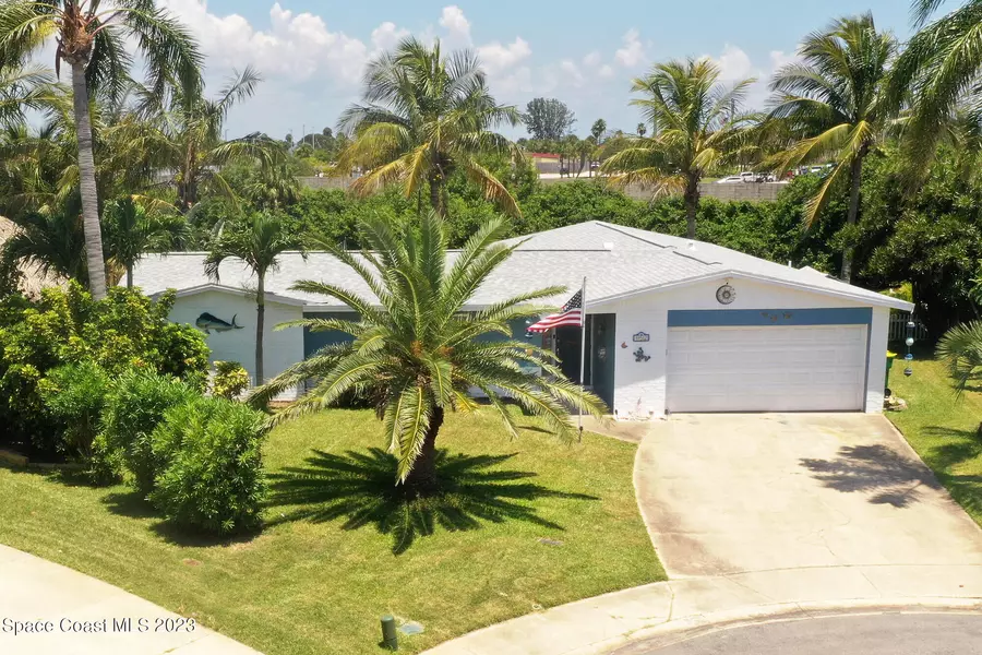 452 Eagle DR, Satellite Beach, FL 32937