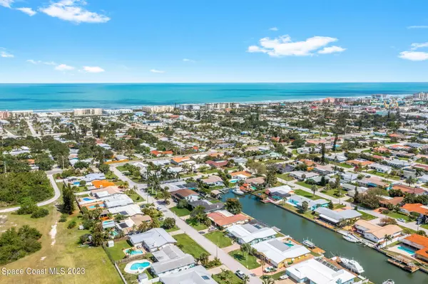 Cocoa Beach, FL 32931,339 Brightwaters DR