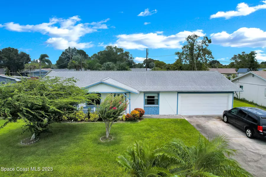 992 Boxford LN, Rockledge, FL 32955